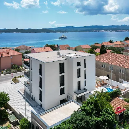 Sunny Day Luxury Appartement Orebić