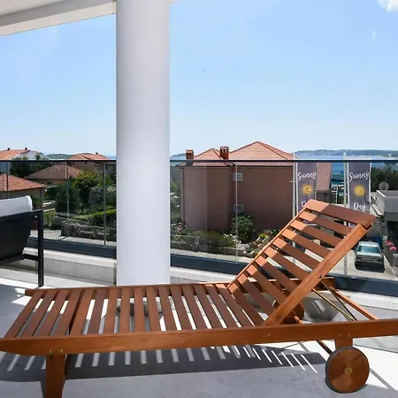 Sunny Day Luxury 公寓 奥瑞比克