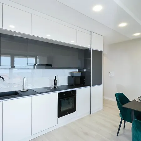 Sunny Day Luxury أوروبيتش