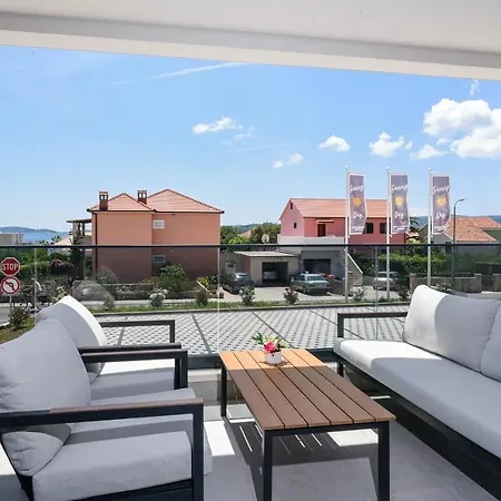 Sunny Day Luxury Apartment Orebić