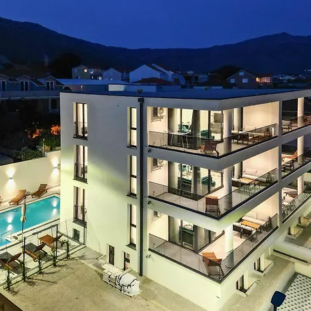 Sunny Day Luxury أوروبيتش