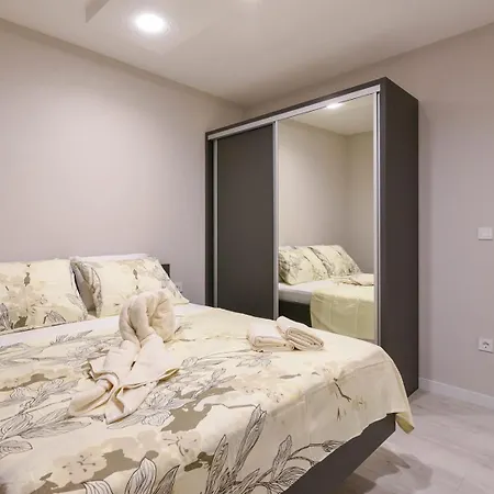 Sunny Day Apartments Orebic 4* 오레비츠
