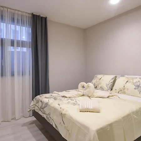 Sunny Day Apartments Orebic 게스트하우스