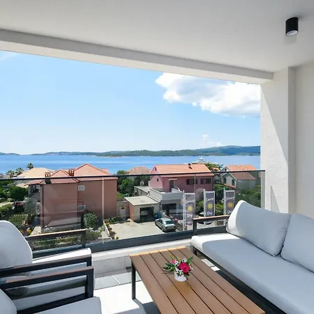 Sunny Day Apartments Orebic 게스트하우스 오레비츠