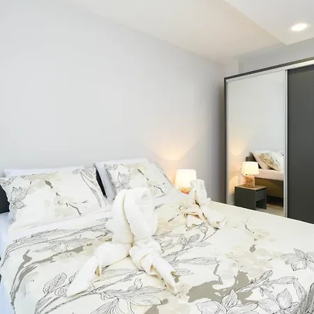 Sunny Day Apartments Orebic 오레비츠