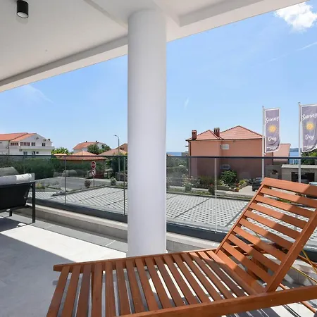 Sunny Day Apartments Orebic 게스트하우스 4*