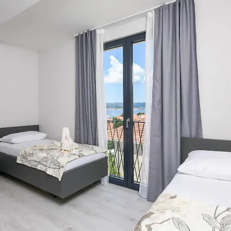 Sunny Day Apartments Orebic 4*