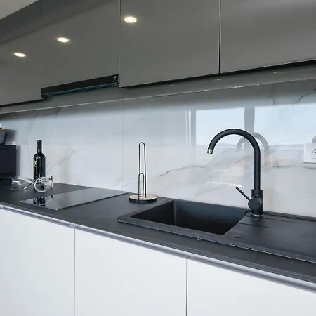 Sunny Day Apartments Orebic 4* 오레비츠