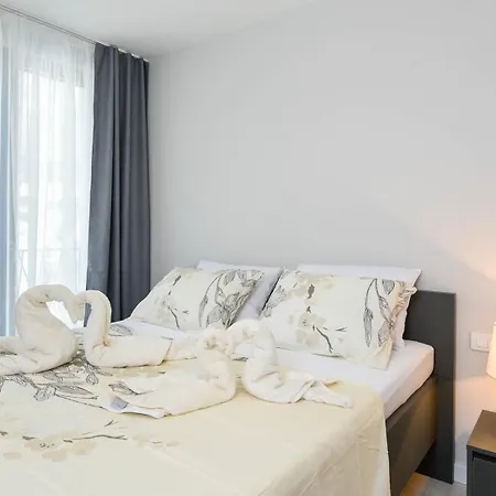 Sunny Day Apartments Orebic 4* 오레비츠