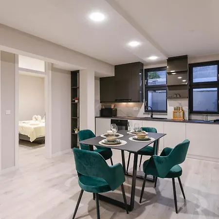 게스트하우스 Sunny Day Apartments Orebic 4*