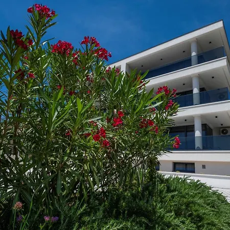 Sunny Day Apartments Orebic 4*