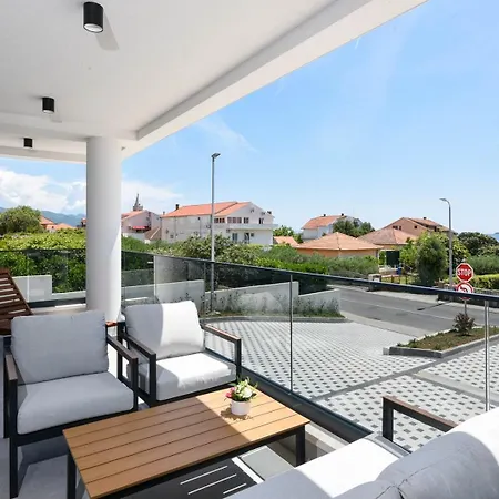 게스트하우스 Sunny Day Apartments Orebic 4*